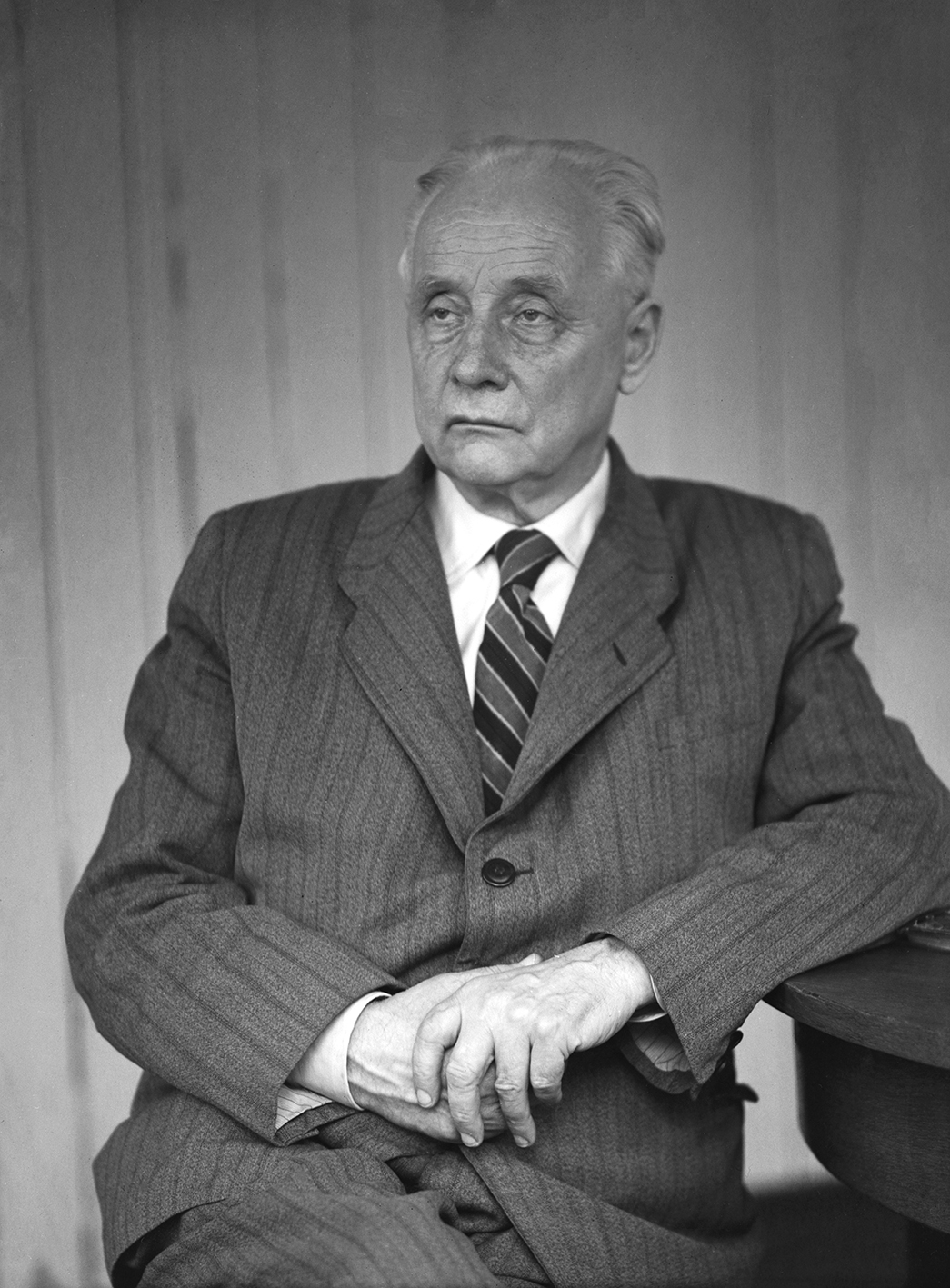 как в 1932 году учредили премию