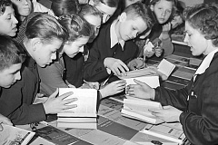 Ко Дню вспоминания любимых книг Главархив напомнил про свои электронные издания