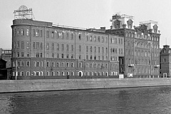 Главархив – о том, как реклама и коронация Николая II помогли кондитеру Федору Эйнему развить свой бизнес
