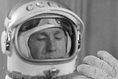 К 60-летнему юбилею выхода Алексея Леонова в открытый космос Главархив рассказал о его полетах