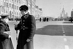 Главархив — о том, как детей защищали от травм на улицах города в 1947 году